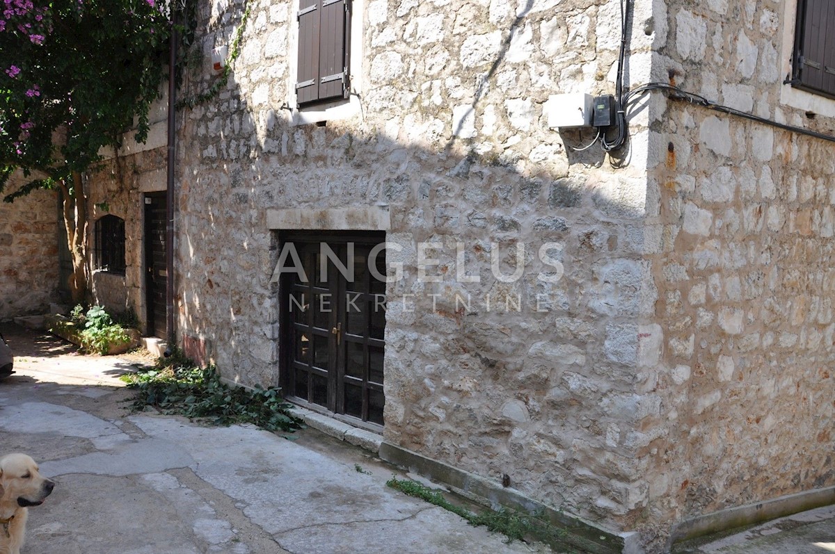 House For sale - SPLITSKO-DALMATINSKA HVAR