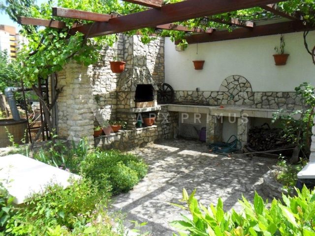 Casa in vendita 432 m² – Pula