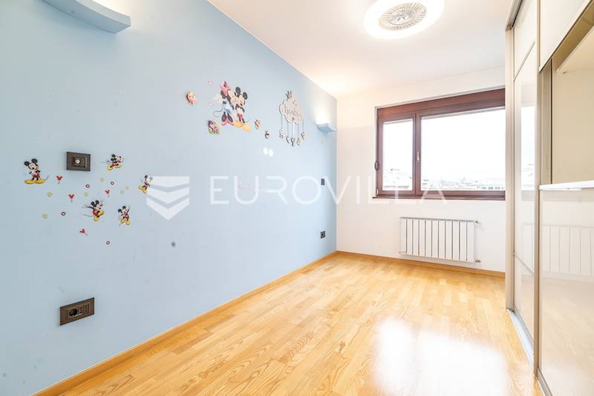 Appartement À vendre - GRAD ZAGREB ZAGREB