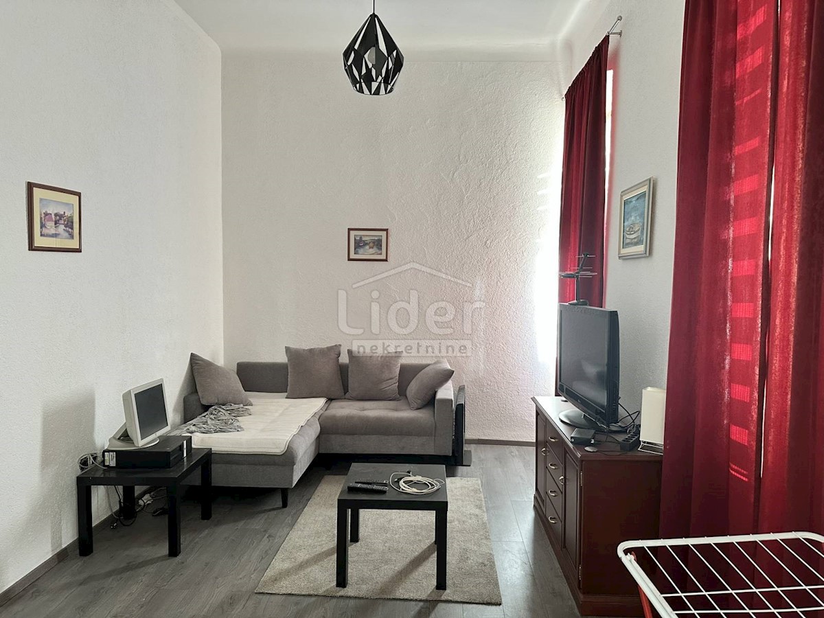 Apartma Za najem