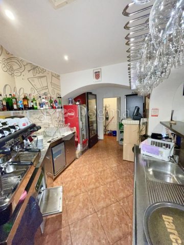 Poslovni prostori Naprodaj - Primorsko-goranska Kraljevica - foto 5/10