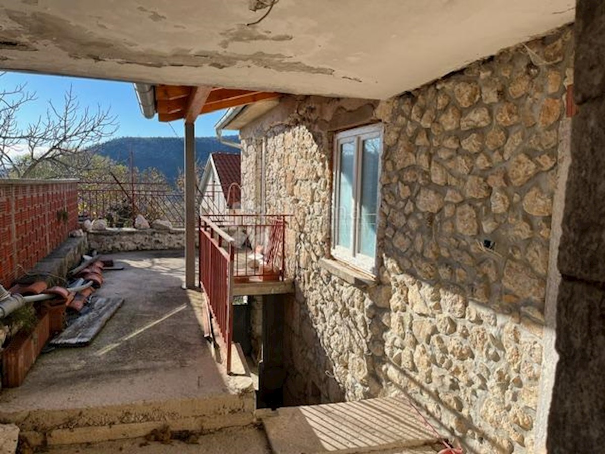 Hiša Na predaj - PRIMORSKO-GORANSKA VINODOLSKA OPĆINA