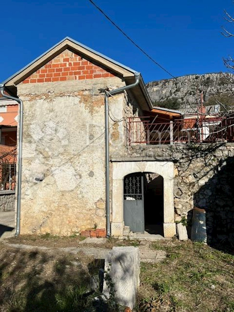Hiša Na predaj - PRIMORSKO-GORANSKA VINODOLSKA OPĆINA