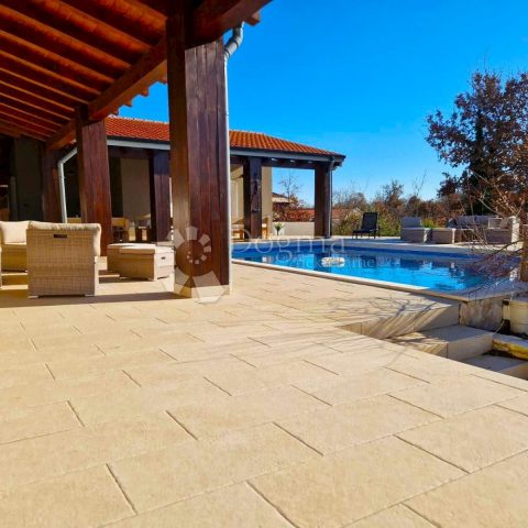 Hiša na predaj 248 m² – Svetvinčenat
