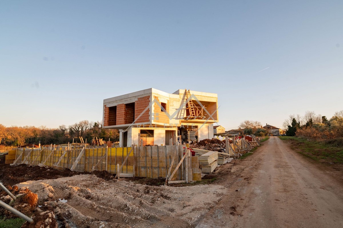 House For sale - ISTARSKA NOVIGRAD