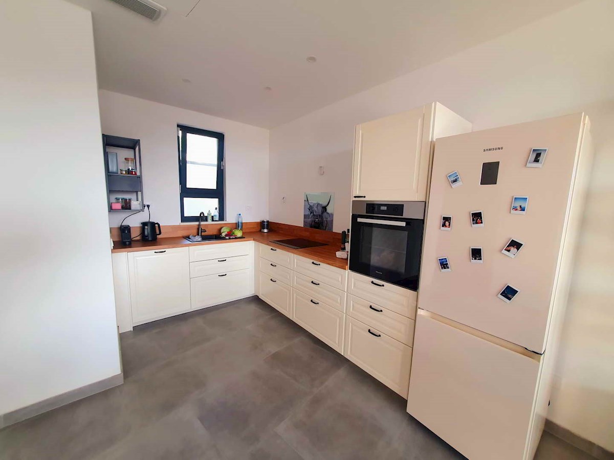 Apartmán Na predaj - ŠIBENSKO-KNINSKA ROGOZNICA