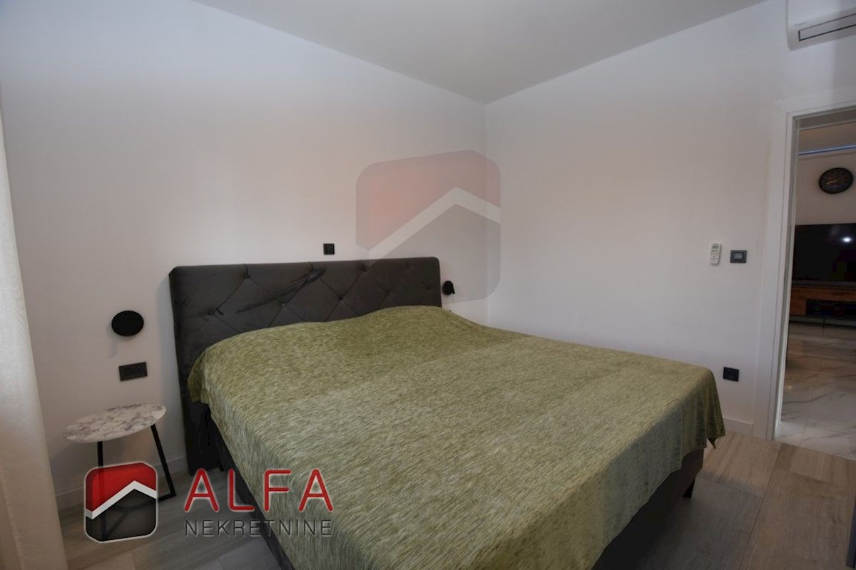 Apartma Na predaj - ŠIBENSKO-KNINSKA VODICE