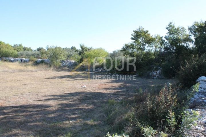 Terrain à vendre 545 m² – Galižana