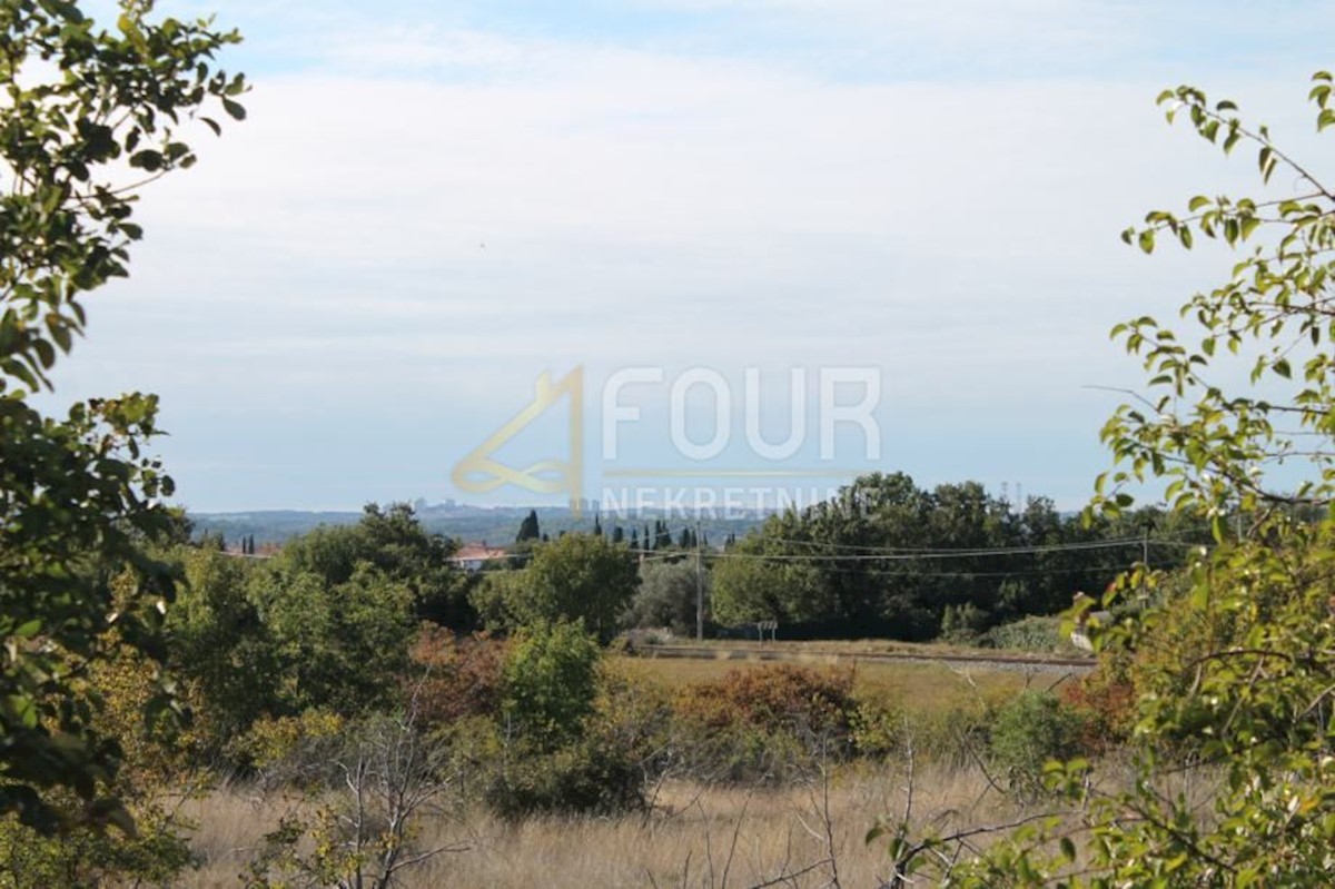 Land For sale - ISTARSKA VODNJAN