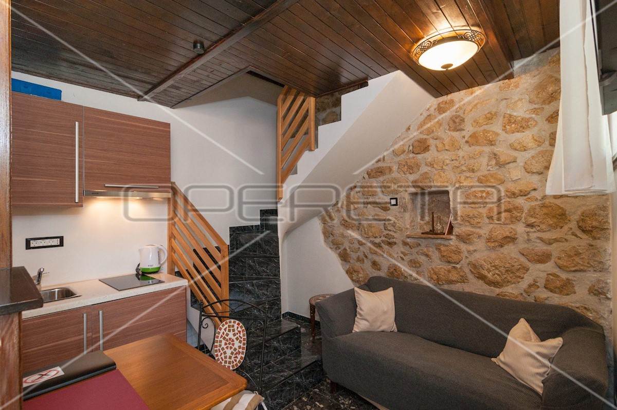 Maison À vendre - SPLITSKO-DALMATINSKA OMIŠ