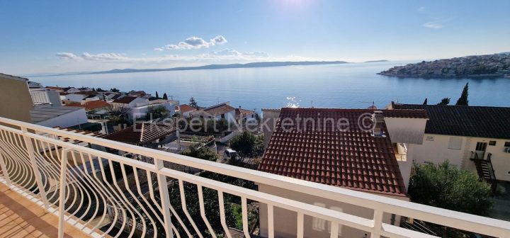 Casa in vendita 360 m² – Okrug Gornji