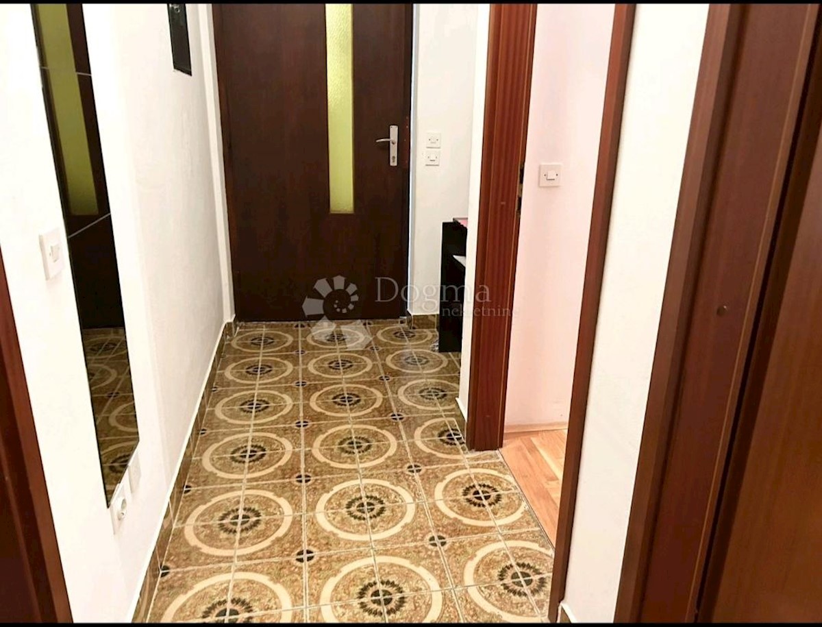 Apartmán Na predaj - PRIMORSKO-GORANSKA CRIKVENICA