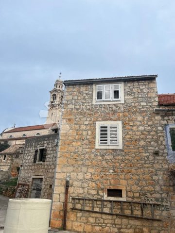Kuća na prodaju 90 m² – Ložišća