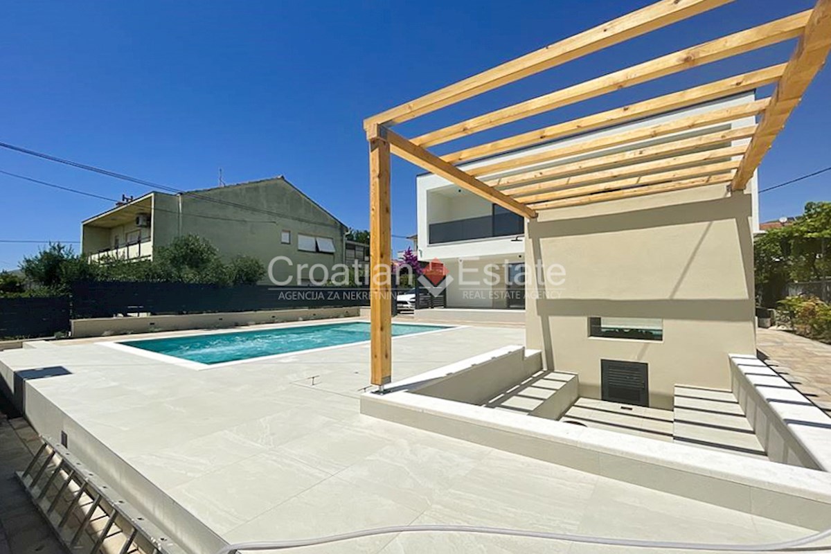 Casa In vendita - SPLITSKO-DALMATINSKA TROGIR