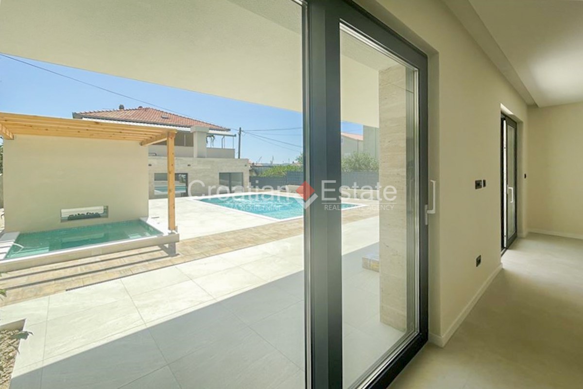 Casa In vendita - SPLITSKO-DALMATINSKA TROGIR