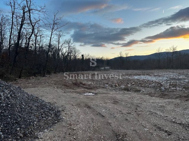 Parcela na predaj 2000 m² – Mali Brgud