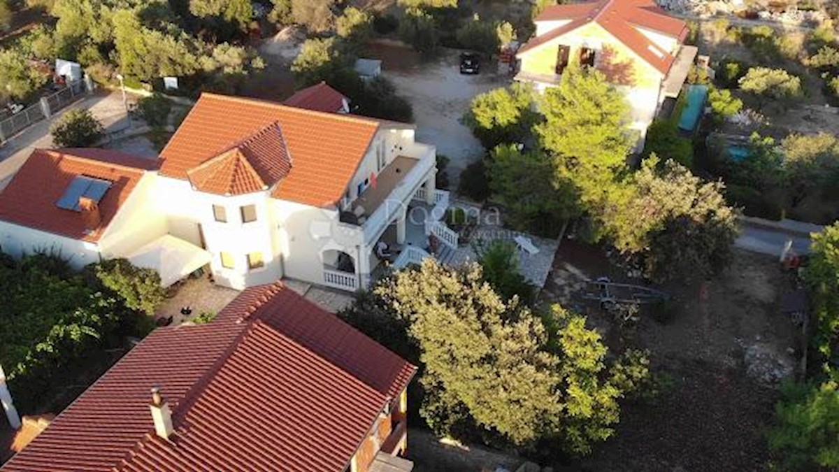 Maison À vendre - ŠIBENSKO-KNINSKA ŠIBENIK