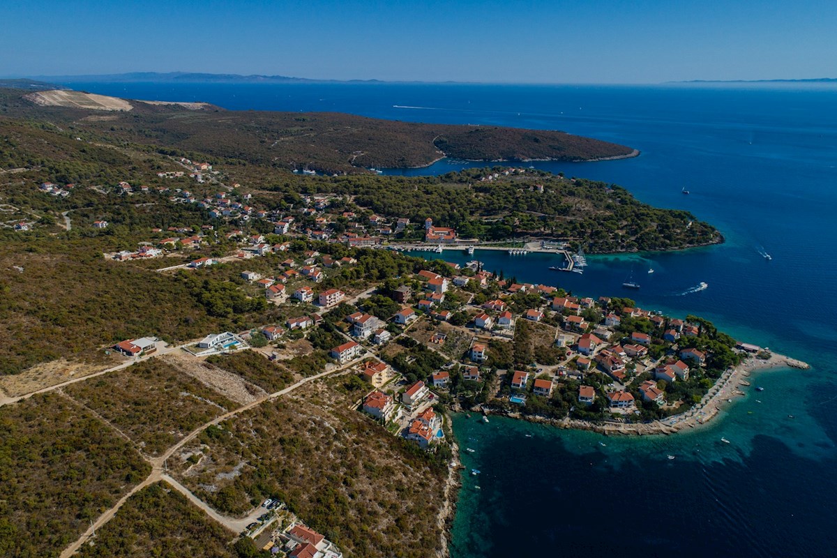 Zemljište Na prodaju - SPLITSKO-DALMATINSKA ŠOLTA