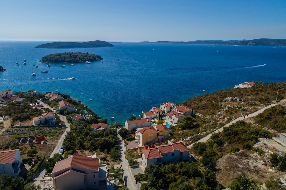 Zemljište Na prodaju - SPLITSKO-DALMATINSKA ŠOLTA