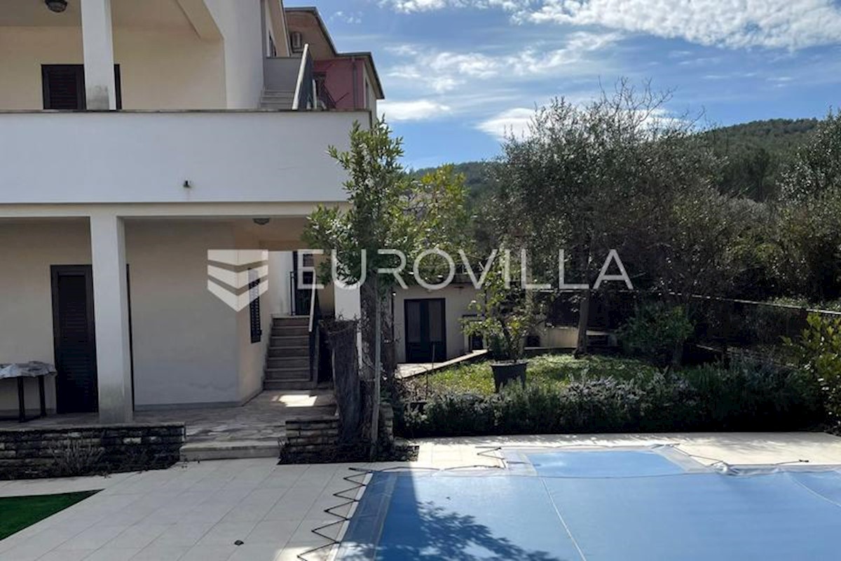 Casa In vendita - SPLITSKO-DALMATINSKA TROGIR