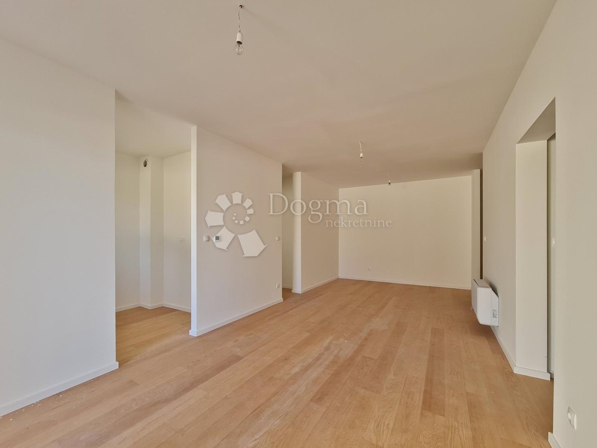 Flat For sale - PRIMORSKO-GORANSKA KOSTRENA