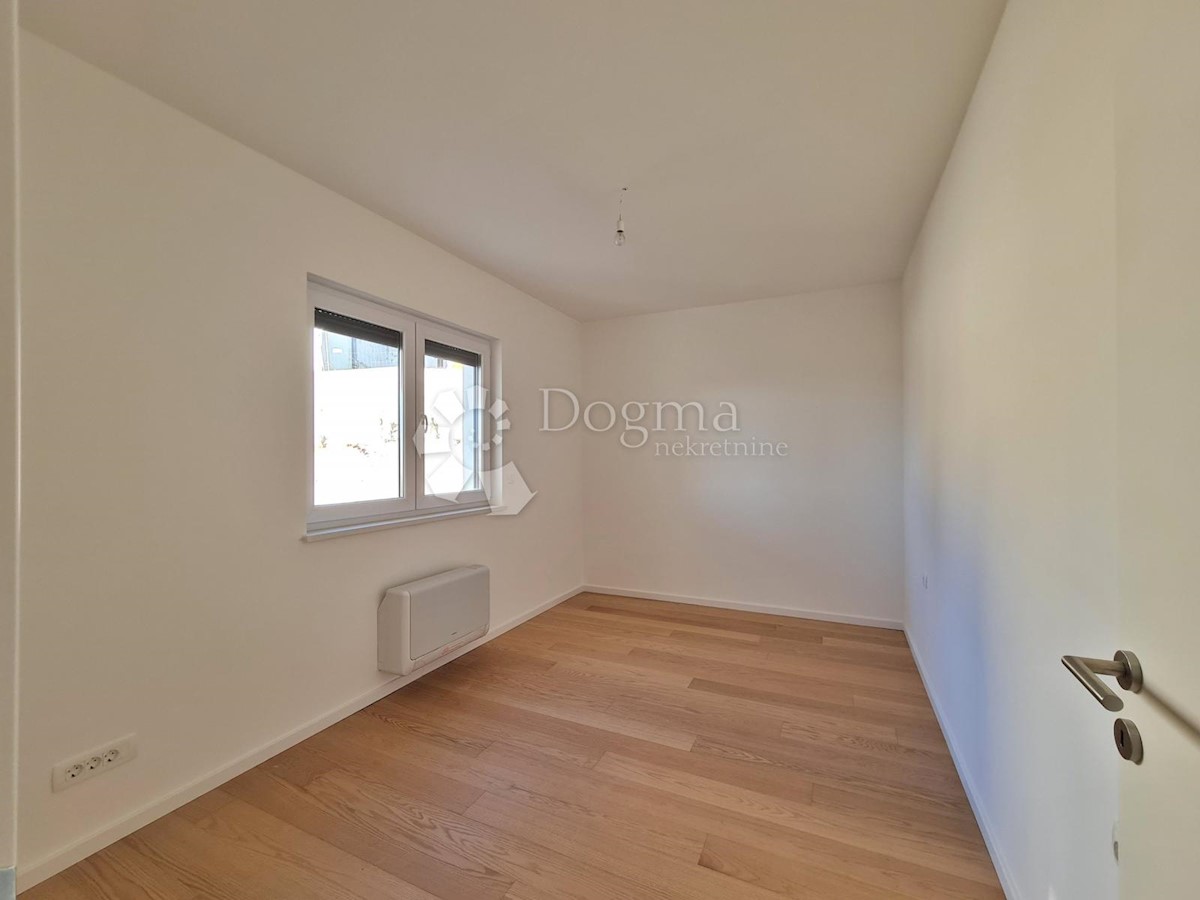 Flat For sale - PRIMORSKO-GORANSKA KOSTRENA