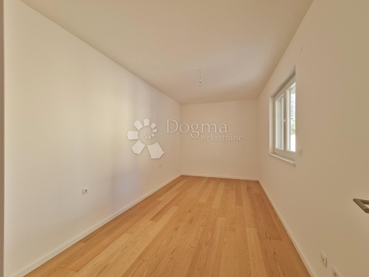 Flat For sale - PRIMORSKO-GORANSKA KOSTRENA