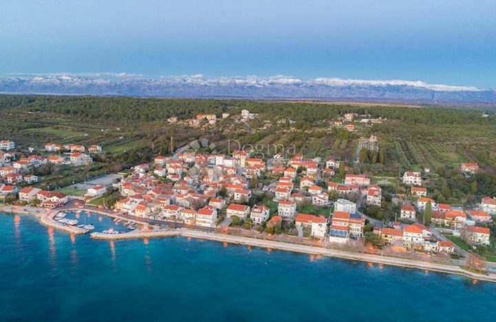 Land for sale 1066 m² – Zadar