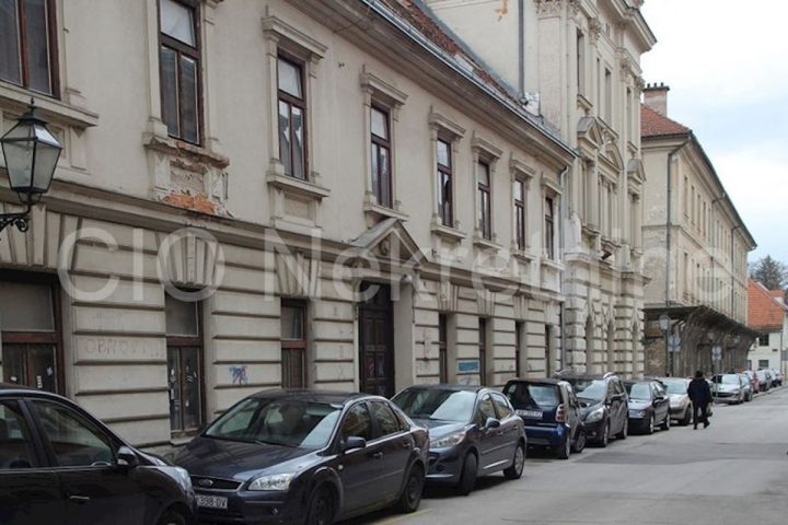 Locaux commerciaux À vendre - Karlovačka Karlovac - foto 2/18