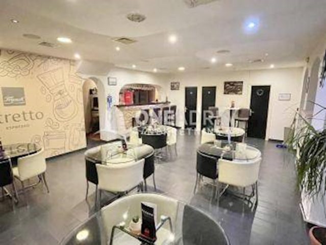 Commerciale in vendita 145 m² – Kraljevica