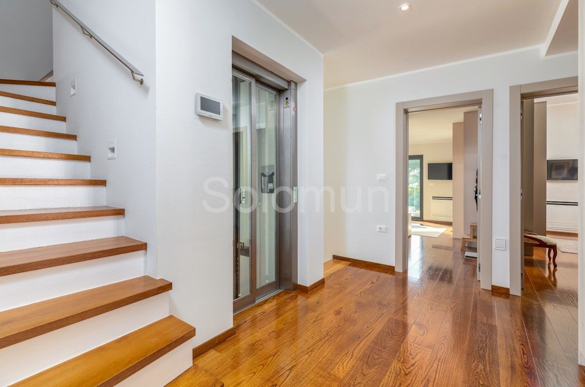 Casa In vendita - ISTARSKA FAŽANA