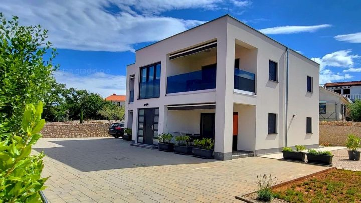 House for sale 290 m² – Malinska