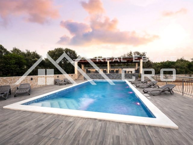 House for sale 500 m² – Trogir