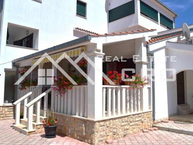 Maison À vendre - Splitsko-dalmatinska Trogir - foto 2/13