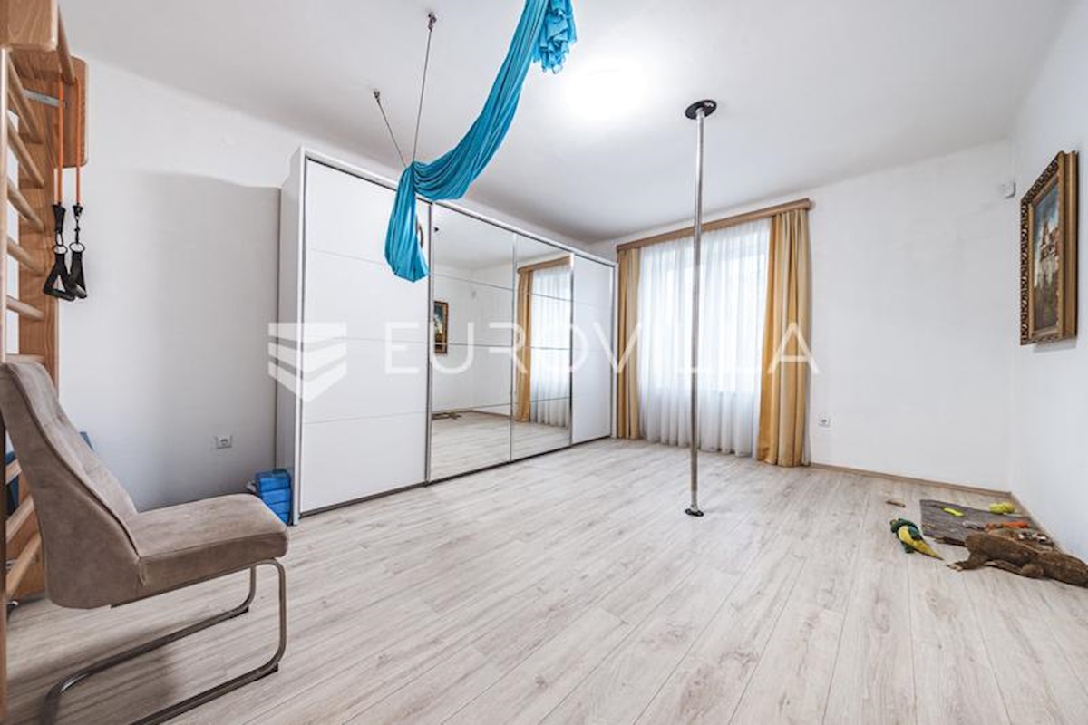 Apartma Na predaj - GRAD ZAGREB ZAGREB