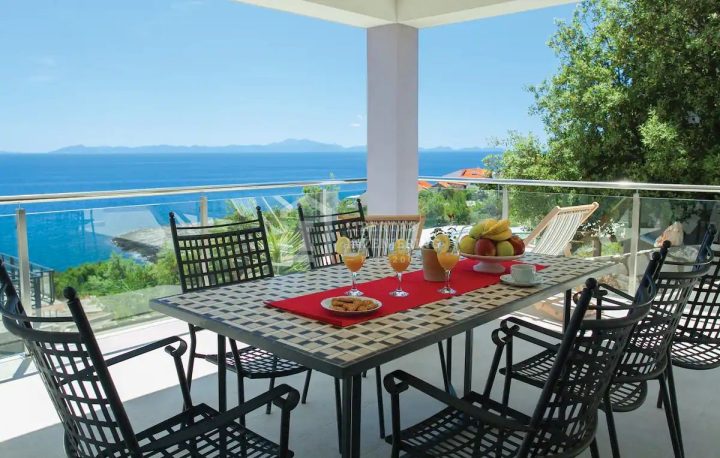 Kuća na prodaju 300 m² – Korčula