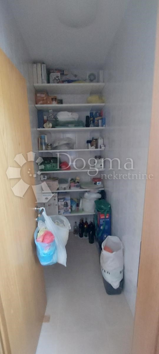 Appartamento In vendita - PRIMORSKO-GORANSKA Rab