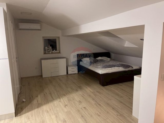 Flat for sale 79 m² – Njivice