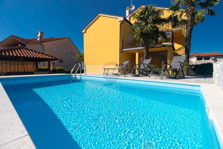 Flat for sale 114 m² – Njivice