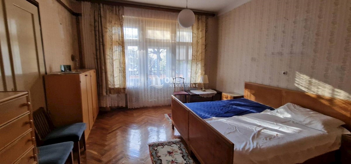 Stan Na prodaju - PRIMORSKO-GORANSKA CRIKVENICA