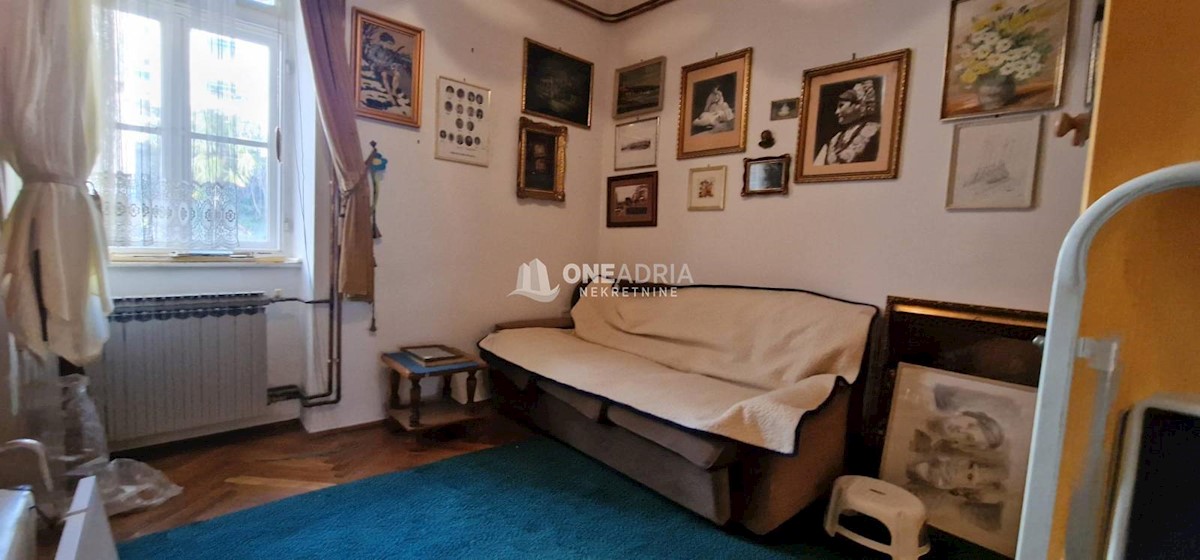Stan Na prodaju - PRIMORSKO-GORANSKA CRIKVENICA