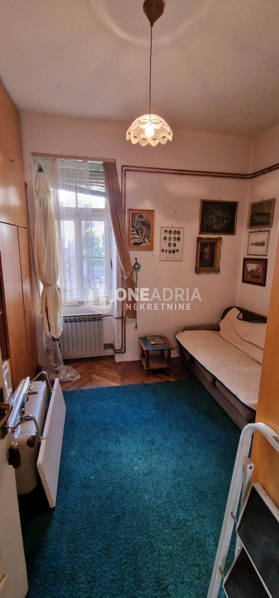 Stan Na prodaju - PRIMORSKO-GORANSKA CRIKVENICA