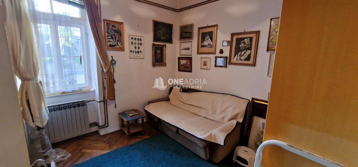 Stan Na prodaju - PRIMORSKO-GORANSKA CRIKVENICA