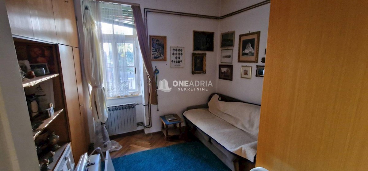 Stan Na prodaju - PRIMORSKO-GORANSKA CRIKVENICA