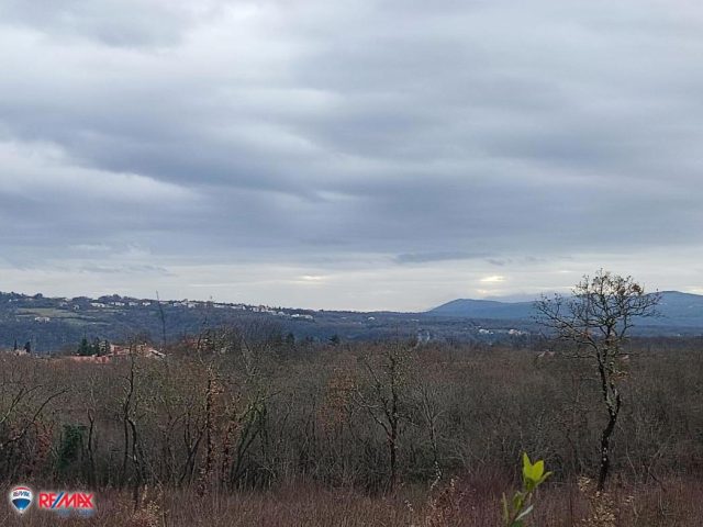 Pozemok na predaj 1398 m² – Labin