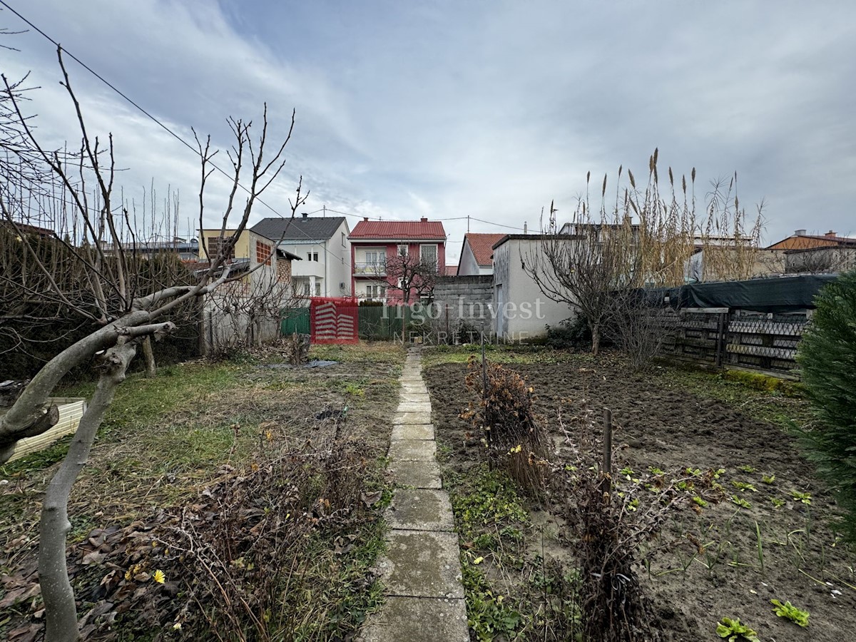 Kuća Na prodaju - BRODSKO-POSAVSKA SLAVONSKI BROD