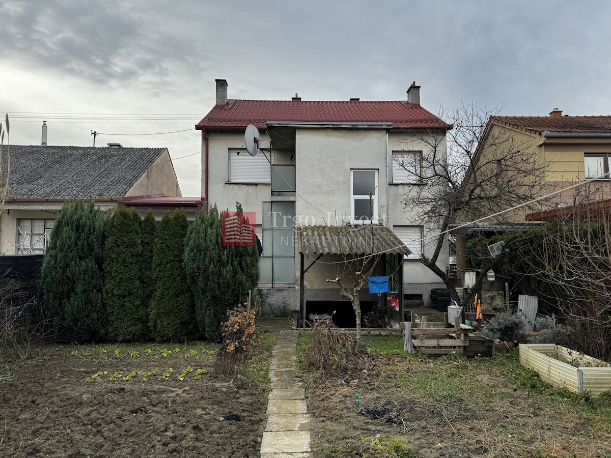 Hiša Na predaj - BRODSKO-POSAVSKA SLAVONSKI BROD