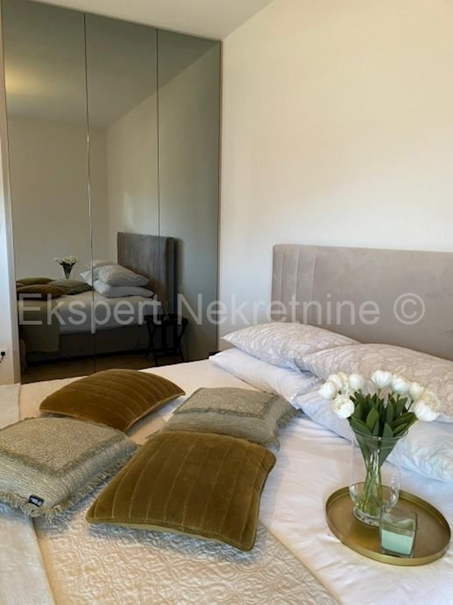 Apartma Na predaj - SPLITSKO-DALMATINSKA SPLIT