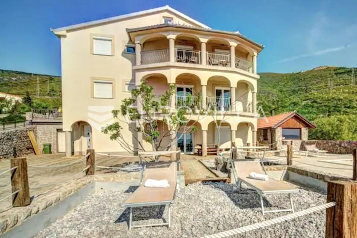 Casa In vendita - LIČKO-SENJSKA SENJ