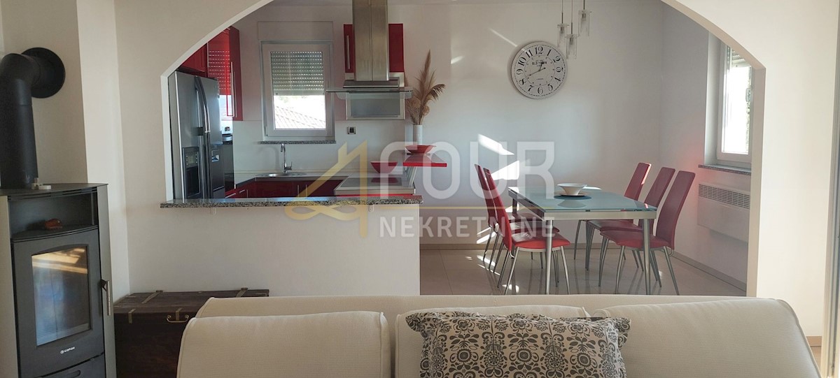 Flat For rent - PRIMORSKO-GORANSKA OPATIJA